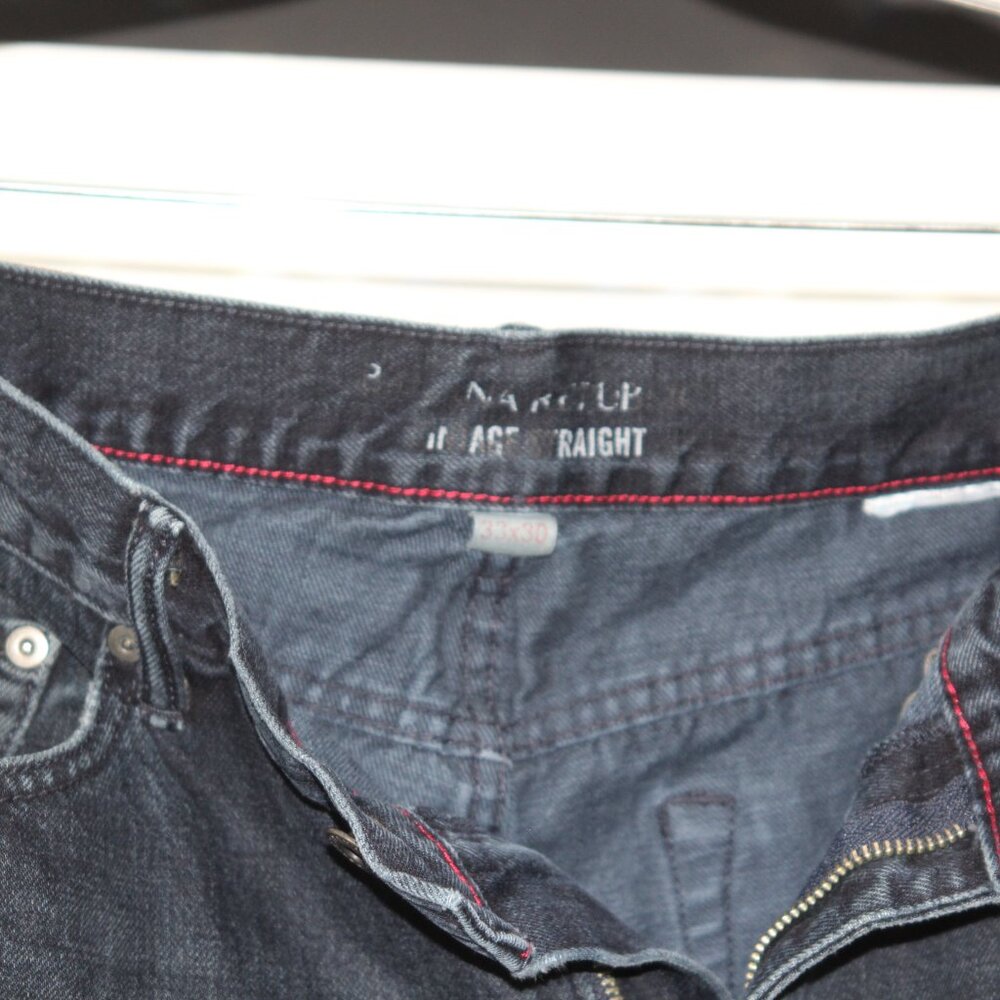 Banana Republic Factory Men’s Jeans Bundle – 2 Pairs - Picture 3 of 11